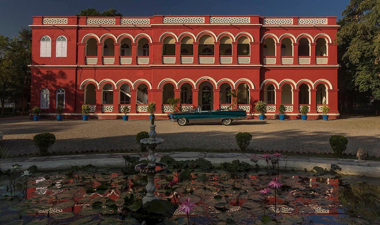 Orchard Palace Gondal Экстерьер фото